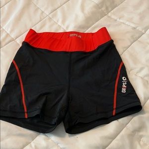 GR1PS size small compression shorts